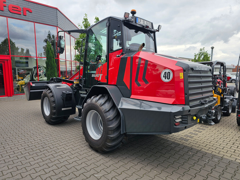 Schäffer Telescopic Wheeled Loaders